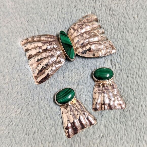Vintage 70's Sterling Silver & Malachite Brooche w/ Earrings (plz read descrp) - Picture 2 of 13
